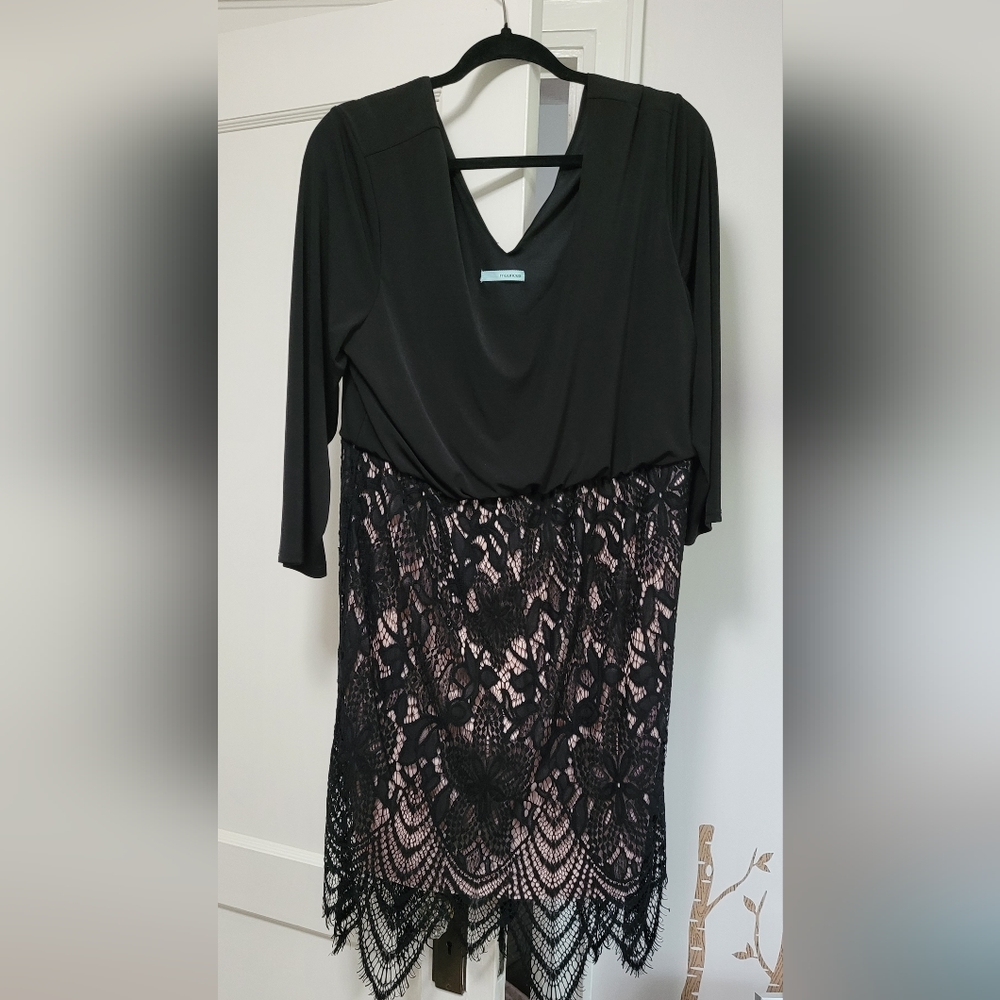 Black lacey dress